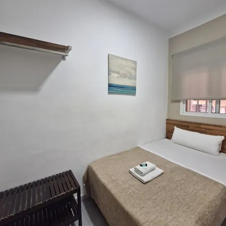 Elkano Hotel *