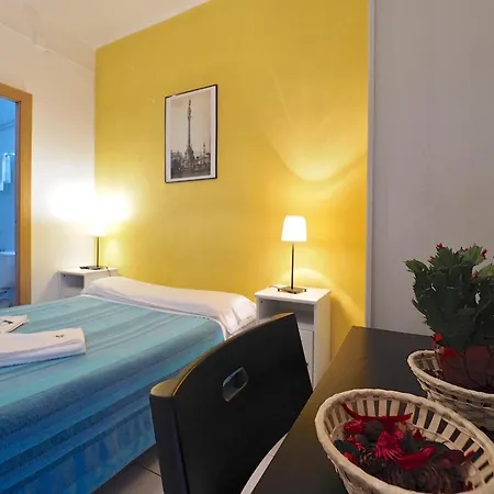 Elkano Hotel *