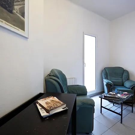 Elkano Hotel *