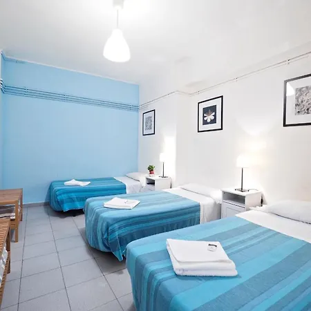 Elkano Hotel *